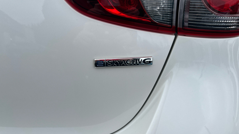 Mazda 2 1.5 e-Skyactiv G MHEV Homura Aka 5dr Petrol Hatchback